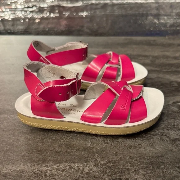 SUN-SAN SWIMMER SHINY FUCHSIA KIDS –Kids 8 - Picture 1 of 5